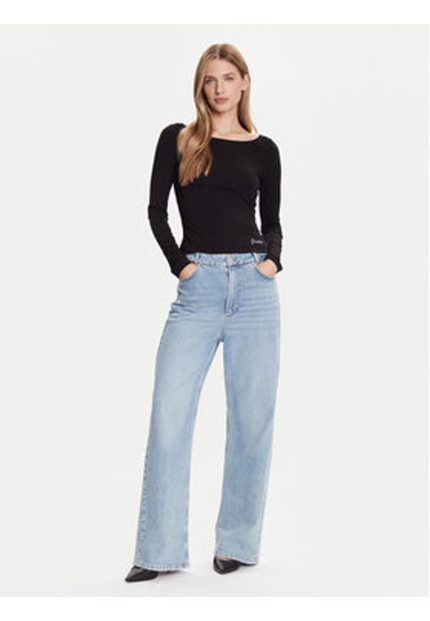 Guess Bluzka W5BP46 KCYV2 Czarny Slim Fit. Kolor: czarny. Materiał: wiskoza