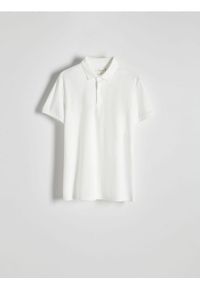 Reserved - Koszulka polo slim - złamana biel. Typ kołnierza: polo. Materiał: dzianina, bawełna