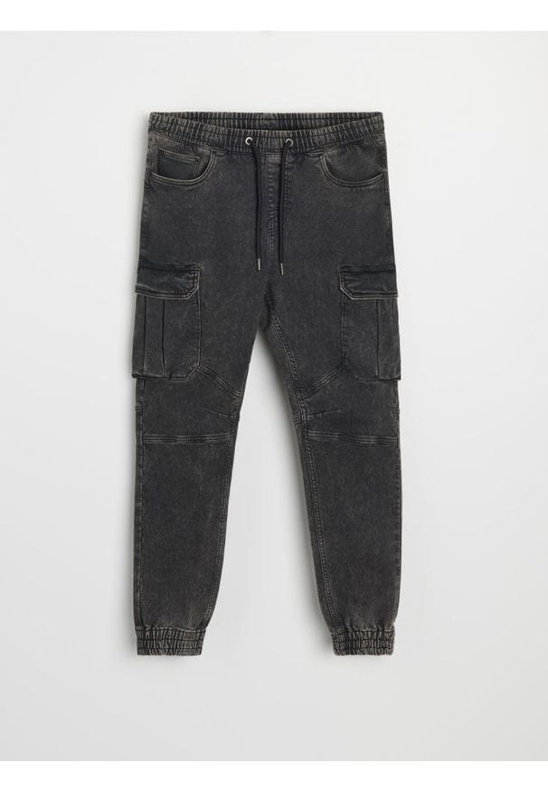 Sinsay - Jeansy regular jogger cargo - szary. Kolor: szary