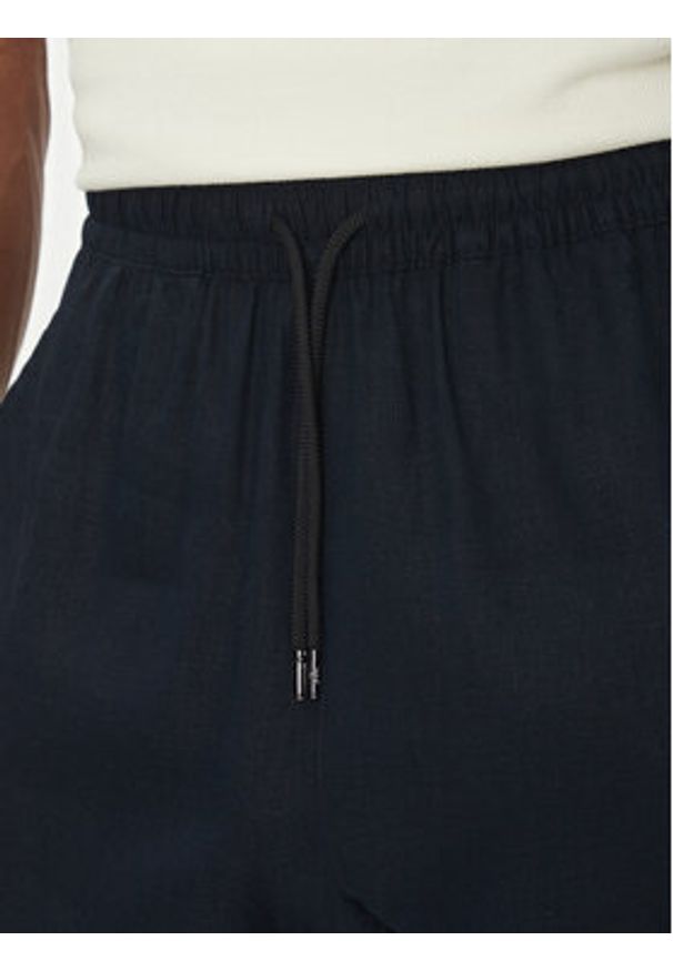 Emporio Armani Szorty materiałowe EM000681 AF12356 UB102 Granatowy Regular Fit. Kolor: niebieski. Materiał: len, wiskoza