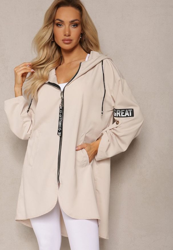 Renee - Jasnobeżowa Kurtka Wiatrówka Oversize Palishe. Kolor: beżowy. Długość rękawa: długi rękaw. Długość: długie. Styl: elegancki