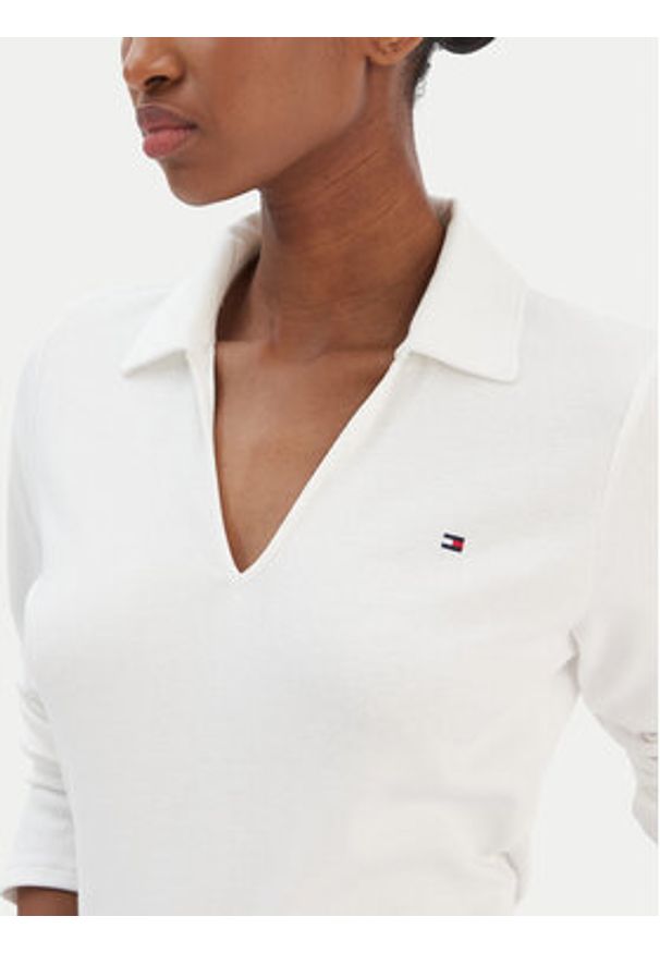TOMMY HILFIGER - Tommy Hilfiger Bluzka Modern Cody WW0WW47850 Biały Slim Fit. Kolor: biały. Materiał: bawełna