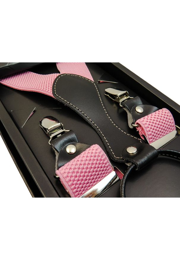 Modini - Jasnoróżowe szelki do spodni SZ56. Kolor: różowy. Materiał: skóra, guma