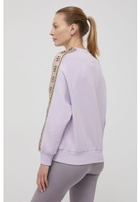 Guess bluza damska kolor fioletowy z aplikacją. Okazja: na co dzień. Kolor: fioletowy. Materiał: dzianina. Długość rękawa: raglanowy rękaw. Wzór: aplikacja. Styl: casual #3