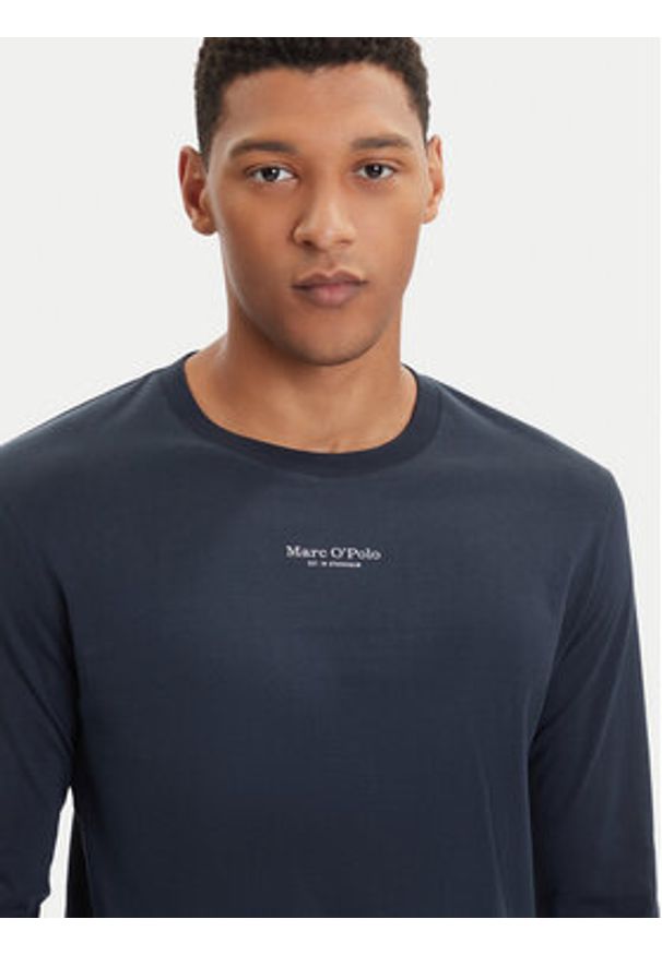 Marc O'Polo Longsleeve 528 2012 52020 Granatowy Regular Fit. Typ kołnierza: polo. Kolor: niebieski. Materiał: bawełna. Długość rękawa: długi rękaw