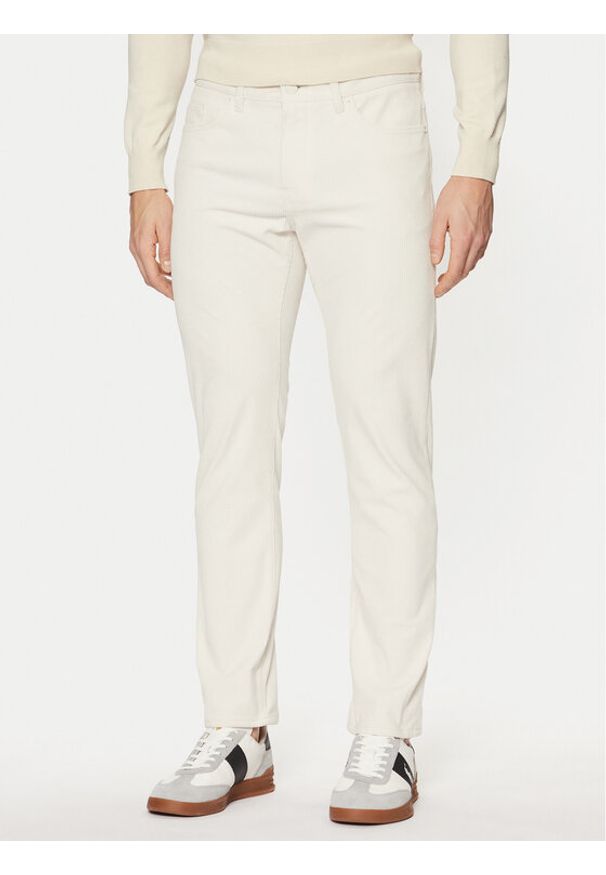 BOSS Spodnie materiałowe P-Delaware5 50527494 Écru Slim Fit. Materiał: syntetyk