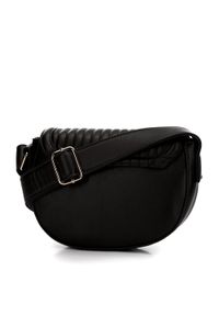 Wittchen - Damska listonoszka saddle bag z pionowym pikowaniem czarna. Kolor: czarny. Wzór: haft, gładki. Dodatki: z haftem. Materiał: skórzane. Styl: casual, elegancki. Rodzaj torebki: na ramię #4