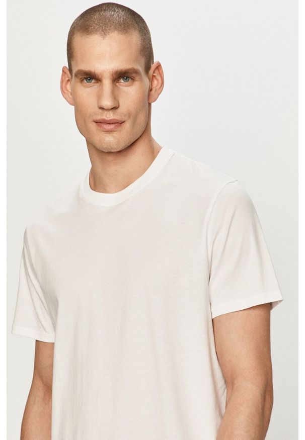 Wrangler - T-shirt (2-pack). Okazja: na co dzień. Kolor: biały. Materiał: dzianina. Wzór: gładki. Styl: casual