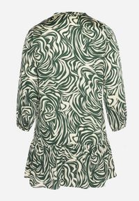 Born2be - Zielono-Beżowa Sukienka Mini z Falbanką i Abstrakcyjnym Wzorem Ovina. Kolor: zielony. Długość rękawa: długi rękaw. Długość: mini #4