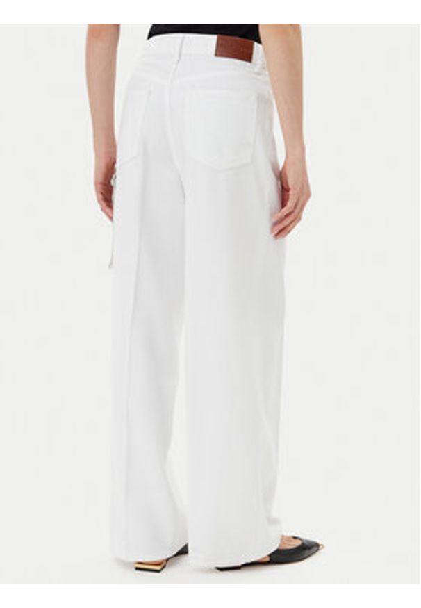 Pinko - PINKO Jeansy 104601 A2DO Biały Relaxed Fit. Kolor: biały