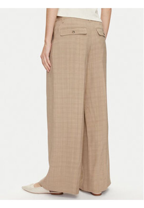 Herskind Spodnie materiałowe Lotus 5114110 Beżowy Relaxed Fit. Kolor: beżowy. Materiał: syntetyk