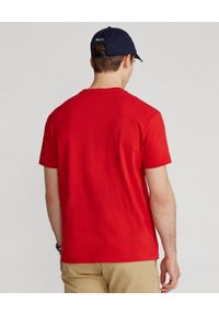Ralph Lauren - RALPH LAUREN - Czerwona koszulka Polo Sport Classic Fit. Typ kołnierza: polo. Kolor: czerwony. Materiał: bawełna. Wzór: nadruk. Styl: sportowy #4