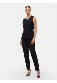 Vero Moda Chinosy Nila 10320940 Czarny Tapered Fit. Kolor: czarny. Materiał: syntetyk