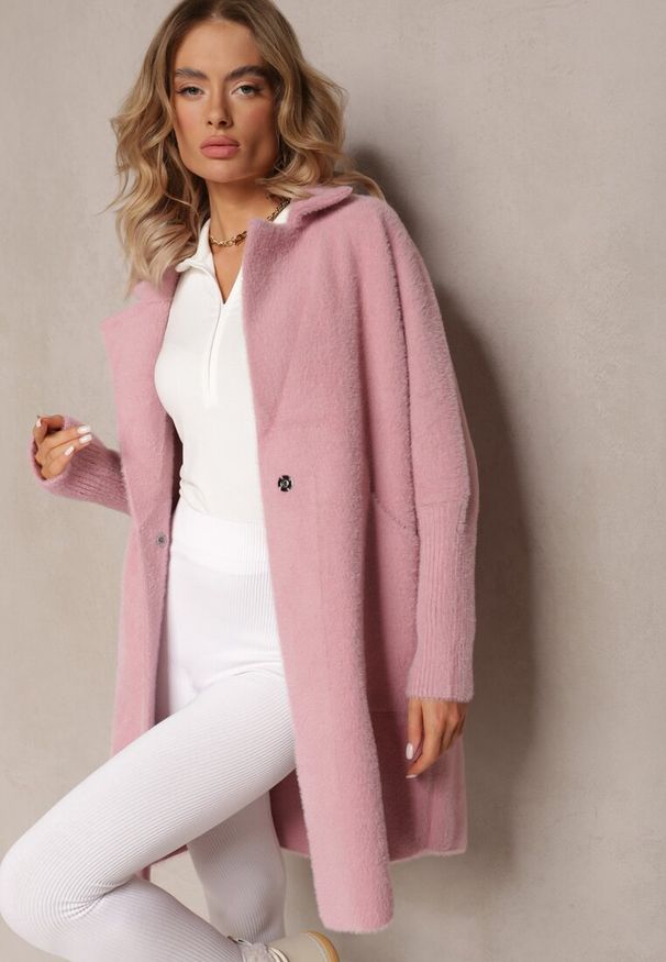 Renee - Różowy Płaszcz z Bawełną Oversize Brumisia. Kolor: różowy. Materiał: bawełna. Długość rękawa: długi rękaw. Długość: długie. Sezon: zima, jesień