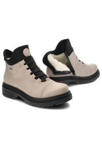 Beżowe Botki Rieker Skórzane Ocieplane Buty Damskie. Okazja: na co dzień. Kolor: beżowy. Materiał: skóra. Obcas: na obcasie. Styl: casual, elegancki. Wysokość obcasa: średni #3