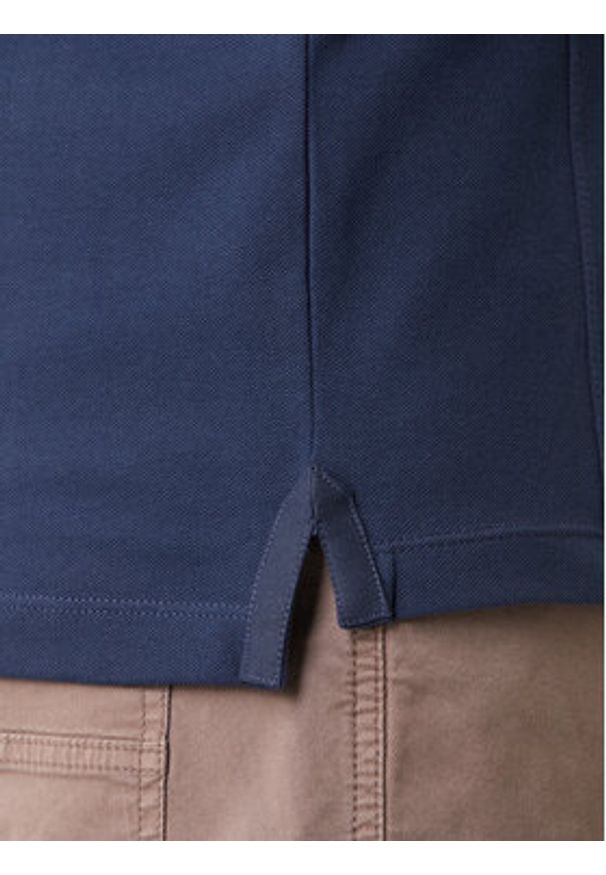 Aeronautica Militare Polo 252PO1897UP00173 Granatowy Regular Fit. Typ kołnierza: polo. Kolor: niebieski. Materiał: bawełna