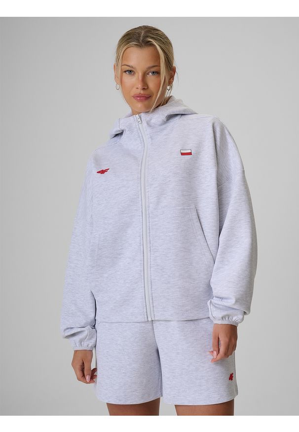 4f - 4F Bluza dresowa regular z kapturem damska - szara M. Okazja: na co dzień. Typ kołnierza: kaptur. Kolor: szary. Materiał: dresówka. Wzór: nadruk. Styl: casual, sportowy