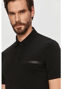 Armani Exchange - Polo. Okazja: na co dzień. Typ kołnierza: polo. Kolor: czarny. Materiał: dzianina. Długość: krótkie. Wzór: nadruk. Styl: casual #4