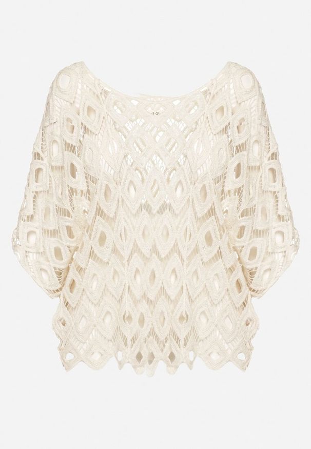Born2be - Beżowa Bawełniana Bluzka o Ażurowym Wykończeniu i Rękawem Typu Nietoperz Ozetta. Kolor: beżowy. Materiał: bawełna. Wzór: ażurowy. Sezon: lato. Styl: boho