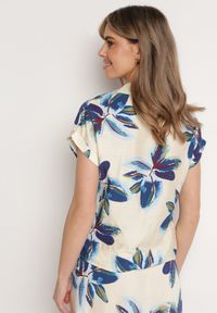 Born2be - Beżowa Wiskozowa Koszula z Krótkim Rękawem we Florystyczny Print Venaia. Okazja: na spotkanie biznesowe, do pracy. Kolor: beżowy. Materiał: wiskoza. Długość rękawa: krótki rękaw. Długość: krótkie. Wzór: nadruk. Sezon: lato. Styl: elegancki, biznesowy #4