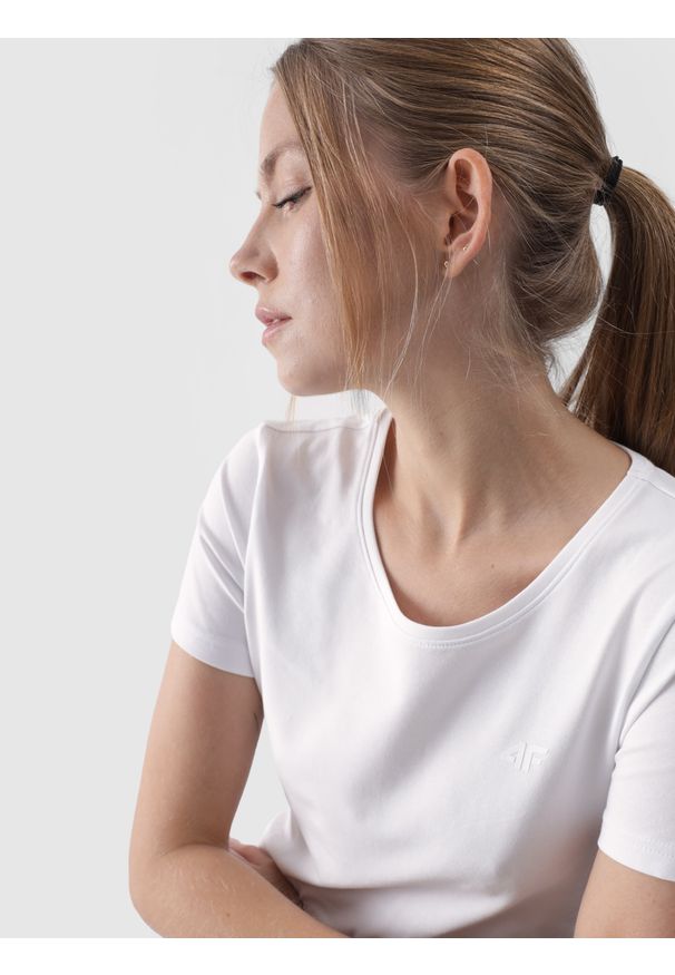 4f - 4F T-shirt slim gładki damski - biały M. Okazja: na co dzień. Kolor: biały. Materiał: dzianina, materiał, jersey, bawełna, elastan. Długość rękawa: krótki rękaw. Długość: krótkie. Wzór: gładki. Styl: casual, sportowy