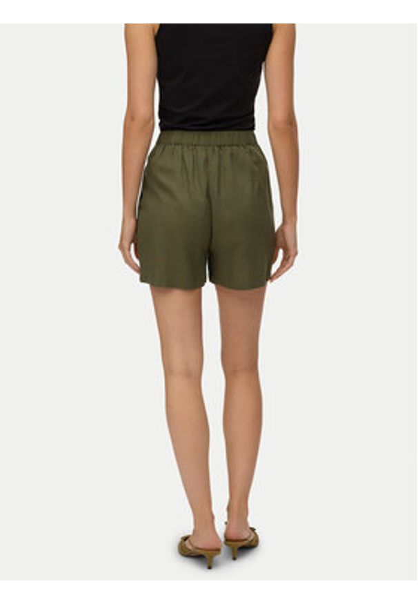 Vero Moda Szorty materiałowe Jesmilo 10279694 Zielony Regular Fit. Kolor: zielony. Materiał: wiskoza, len