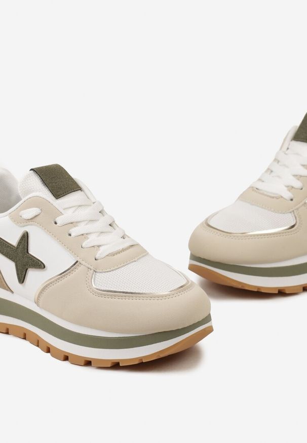 Born2be - Beżowo-Zielone Sneakersy na Grubej Podeszwie przed Kostkę Sermione. Wysokość cholewki: przed kostkę. Nosek buta: okrągły. Zapięcie: sznurówki. Kolor: beżowy. Materiał: materiał. Obcas: na obcasie. Wysokość obcasa: niski