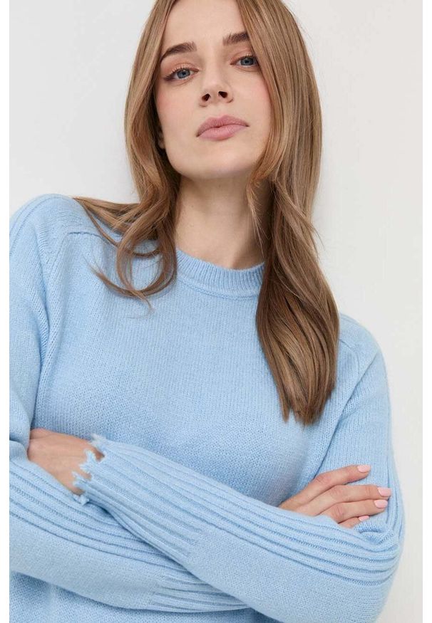 Silvian Heach sweter damski kolor niebieski ciepły. Kolor: niebieski. Materiał: dzianina. Długość rękawa: raglanowy rękaw