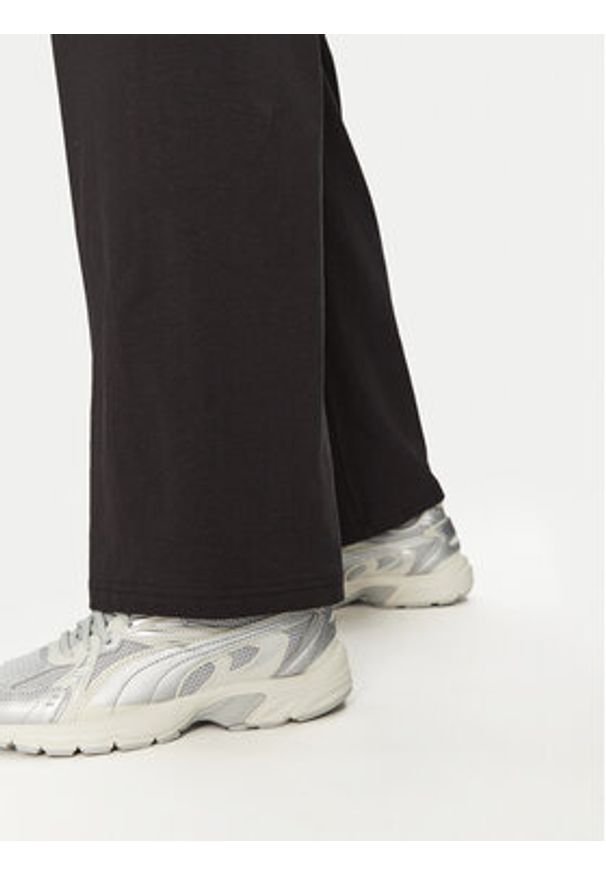 Puma Legginsy Ess Small No. 1 Logo 682428 Czarny Straight Fit. Kolor: czarny. Materiał: bawełna