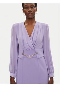 Rinascimento Sukienka koktajlowa CFC0123289003 Fioletowy Regular Fit. Kolor: fioletowy. Materiał: syntetyk. Styl: wizytowy #4