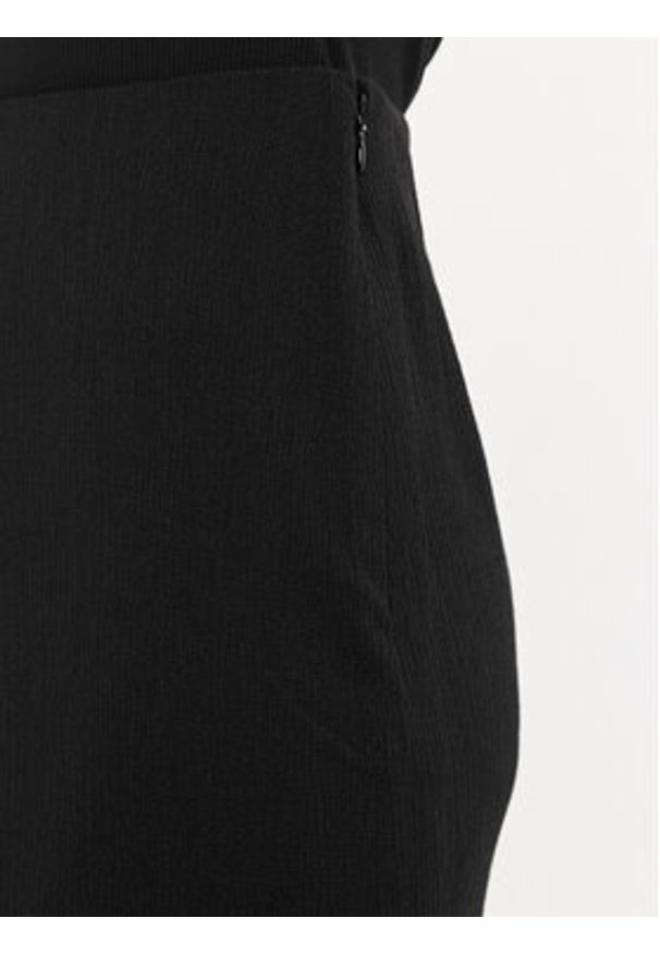 Calvin Klein Jeans Spódnica midi J20J223144 Czarny Regular Fit. Kolor: czarny. Materiał: syntetyk