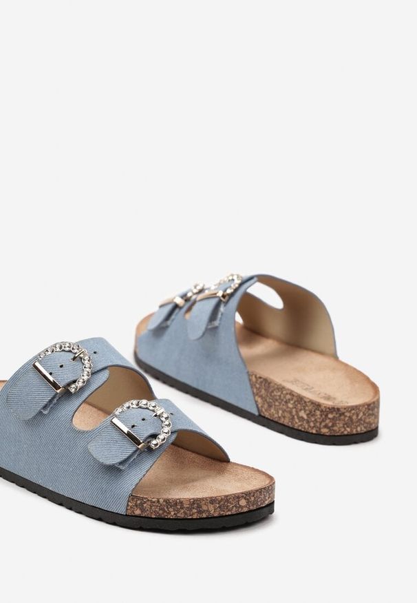Born2be - Niebieskie Klapki na Grubej Podeszwie z Korkową Wstawką i Dwiema Klamrami Tamalle. Nosek buta: otwarty. Kolor: niebieski. Materiał: len. Sezon: lato. Styl: elegancki