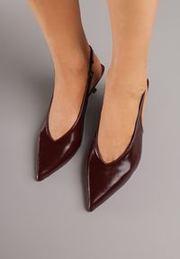 Renee - Bordowe Czółenka Slingback na Obcasie Typu Kaczuszka Latorra. Okazja: na co dzień. Zapięcie: sprzączka. Kolor: czerwony. Wzór: ażurowy. Obcas: na obcasie. Styl: casual, elegancki. Wysokość obcasa: średni #3