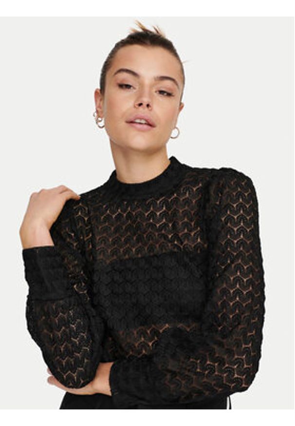 JDY Bluzka Avery 15268408 Czarny Regular Fit. Kolor: czarny. Materiał: syntetyk
