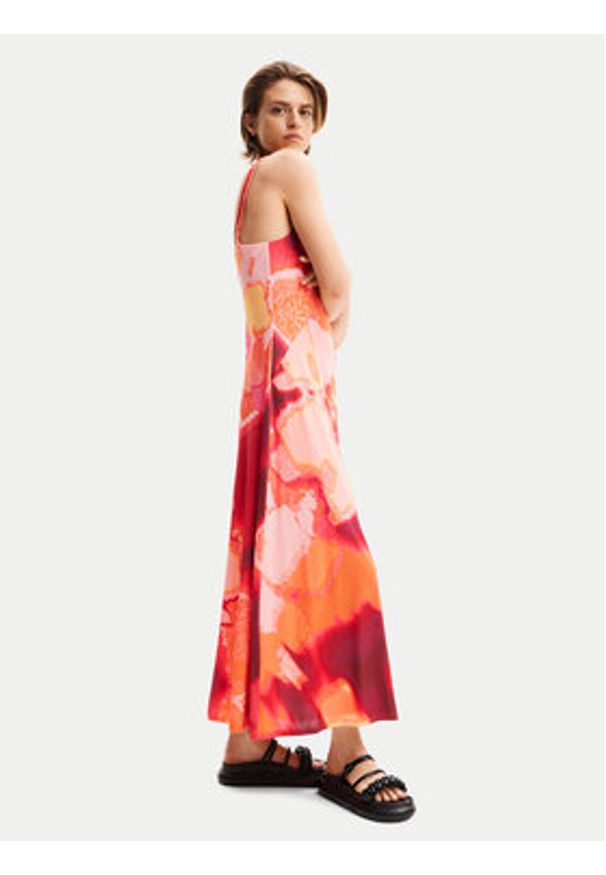 Desigual Sukienka letnia Nerea 24SWVK19 Różowy Regular Fit. Kolor: różowy. Materiał: syntetyk. Sezon: lato