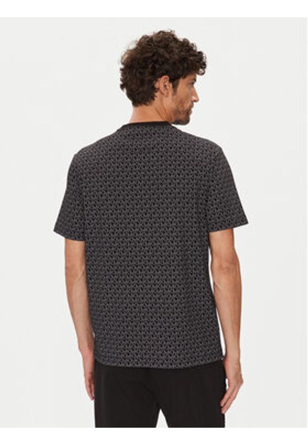 Michael Kors T-Shirt CS5529A5KS Czarny Regular Fit. Kolor: czarny. Materiał: bawełna