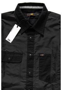 Lee - KOSZULA LEE TECHNICAL WHIZZIT SHIRT BLACK L68FUX01. Kolor: czarny