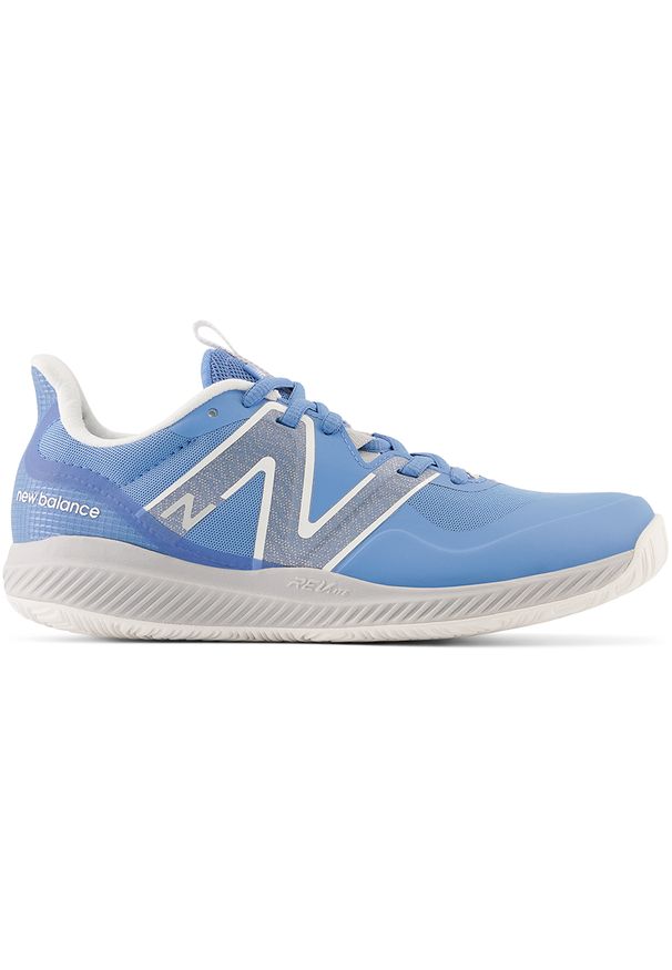 Buty damskie New Balance WCH796E3 v3 – niebieskie. Kolor: niebieski. Materiał: materiał, guma. Szerokość cholewki: normalna. Sport: fitness, bieganie, tenis