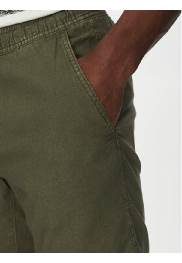 INDICODE Szorty materiałowe Wamo 70-728 Zielony Slim Fit. Kolor: zielony. Materiał: len, bawełna