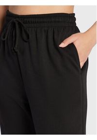 Brave Soul Spodnie dresowe LJB-69RUBY Czarny Regular Fit. Kolor: czarny. Materiał: syntetyk, bawełna