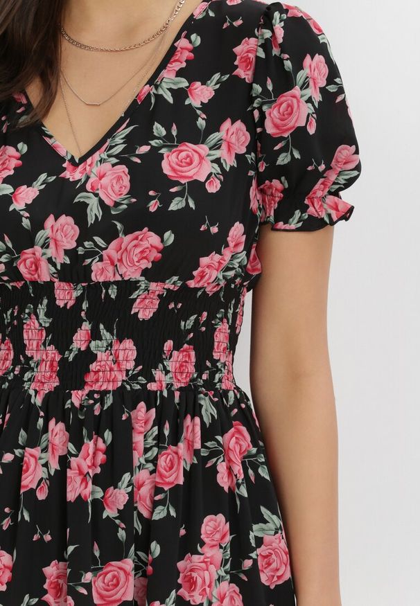 Born2be - Czarna Sukienka Aethiliana. Kolor: czarny. Długość rękawa: krótki rękaw. Długość: mini