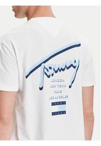 Tommy Jeans T-Shirt Signature City DM0DM21934 Biały Regular Fit. Kolor: biały. Materiał: bawełna #5