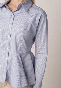 Born2be - Niebieska Koszula z Bawełną w Paseczki z Rozkloszowanym Dołem Meridianes. Okazja: na co dzień, na spotkanie biznesowe. Kolor: niebieski. Materiał: bawełna. Styl: casual, biznesowy, elegancki, klasyczny #5