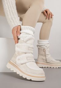 Born2be - Beżowe Botki Śniegowce na Grubej Podeszwie Ozdobione Szerokimi Rzepami Amerria. Okazja: na co dzień. Zapięcie: rzepy. Kolor: beżowy. Materiał: jeans. Wzór: aplikacja. Styl: casual