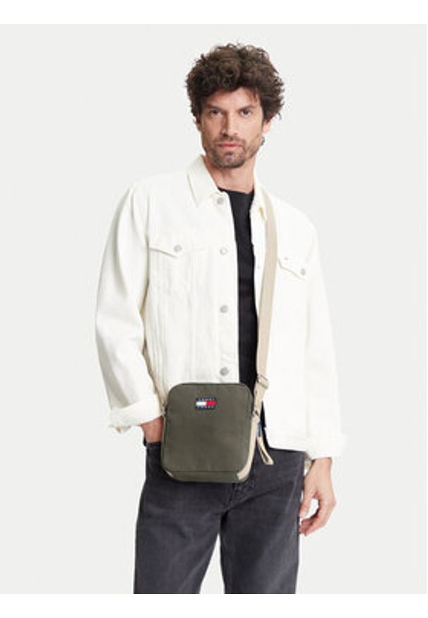 Tommy Jeans Saszetka Tjm Retro Cool Reporter AM0AM13277 Khaki. Kolor: brązowy. Materiał: materiał