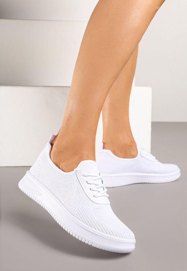 Born2be - Białe Buty Sportowe Sneakersy z Siateczkową Cholewką Eradwena. Okazja: na co dzień. Kolor: biały. Materiał: jeans. Szerokość cholewki: normalna