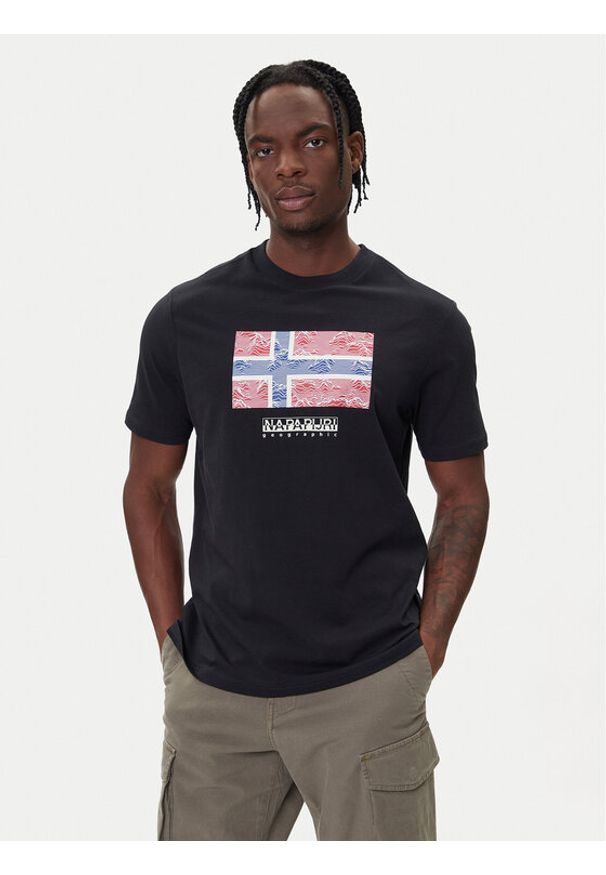 Napapijri T-Shirt S-Drapeau Ss NP0A891K Czarny Regular Fit. Kolor: czarny. Materiał: bawełna