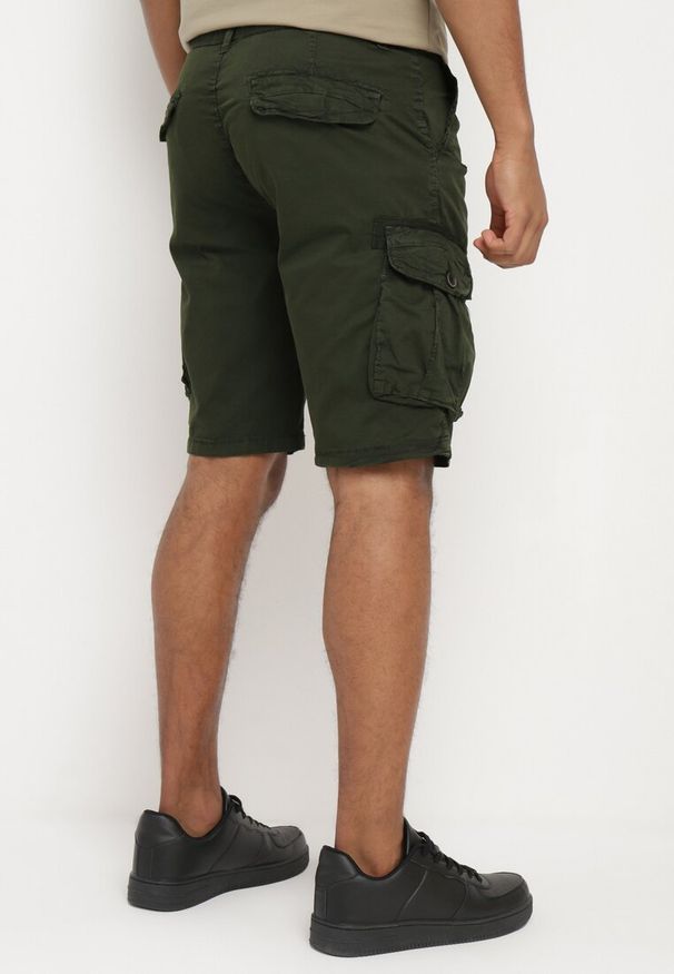 Born2be - Zielone Szorty Bawełniane w Stylu Cargo z Klapami na Kieszeniach Quoolia. Okazja: na co dzień. Kolor: zielony. Materiał: bawełna. Styl: casual