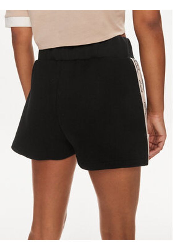Guess Szorty sportowe Britney V3GD13 KB3P2 Czarny Loose Fit. Kolor: czarny. Materiał: bawełna