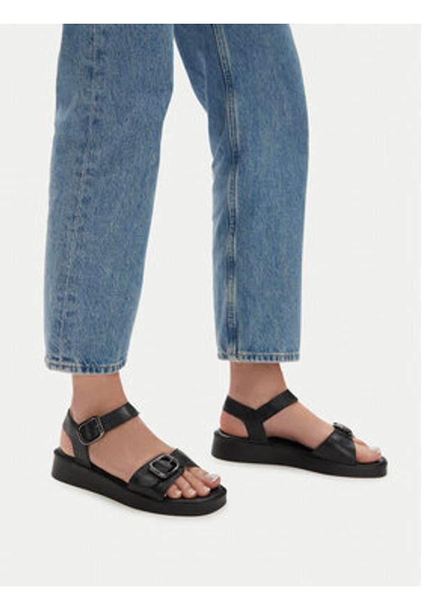 Lasocki Sandały WI16-KIMBALLY-05 Czarny. Kolor: czarny. Materiał: skóra
